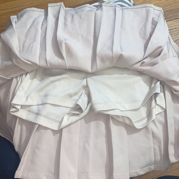 Pleated Skirt - Picture 6 of 6